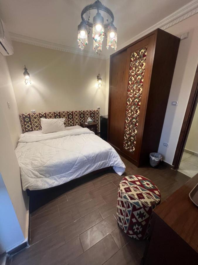Bedouin Pyramids Guest House Kafret el-Gabal Extérieur photo
