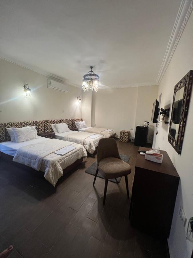 Bedouin Pyramids Guest House Kafret el-Gabal Extérieur photo